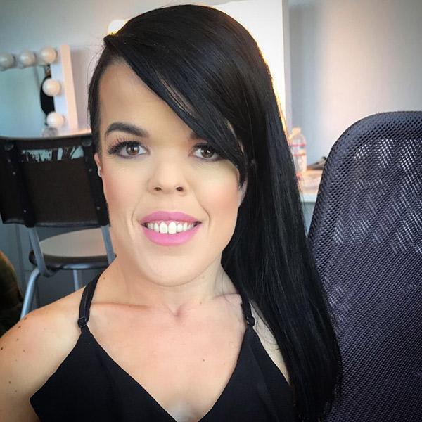 Pequeña gran modelo: Briana Renee muestra que la belleza no tiene que ver con la estatura -0