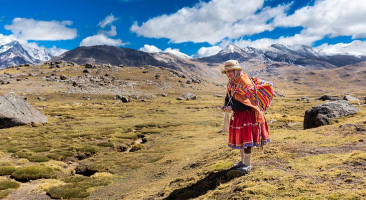 Hazaña de 'Cholitas Escaladoras' que alcanzan la cima del Aconcagua-0